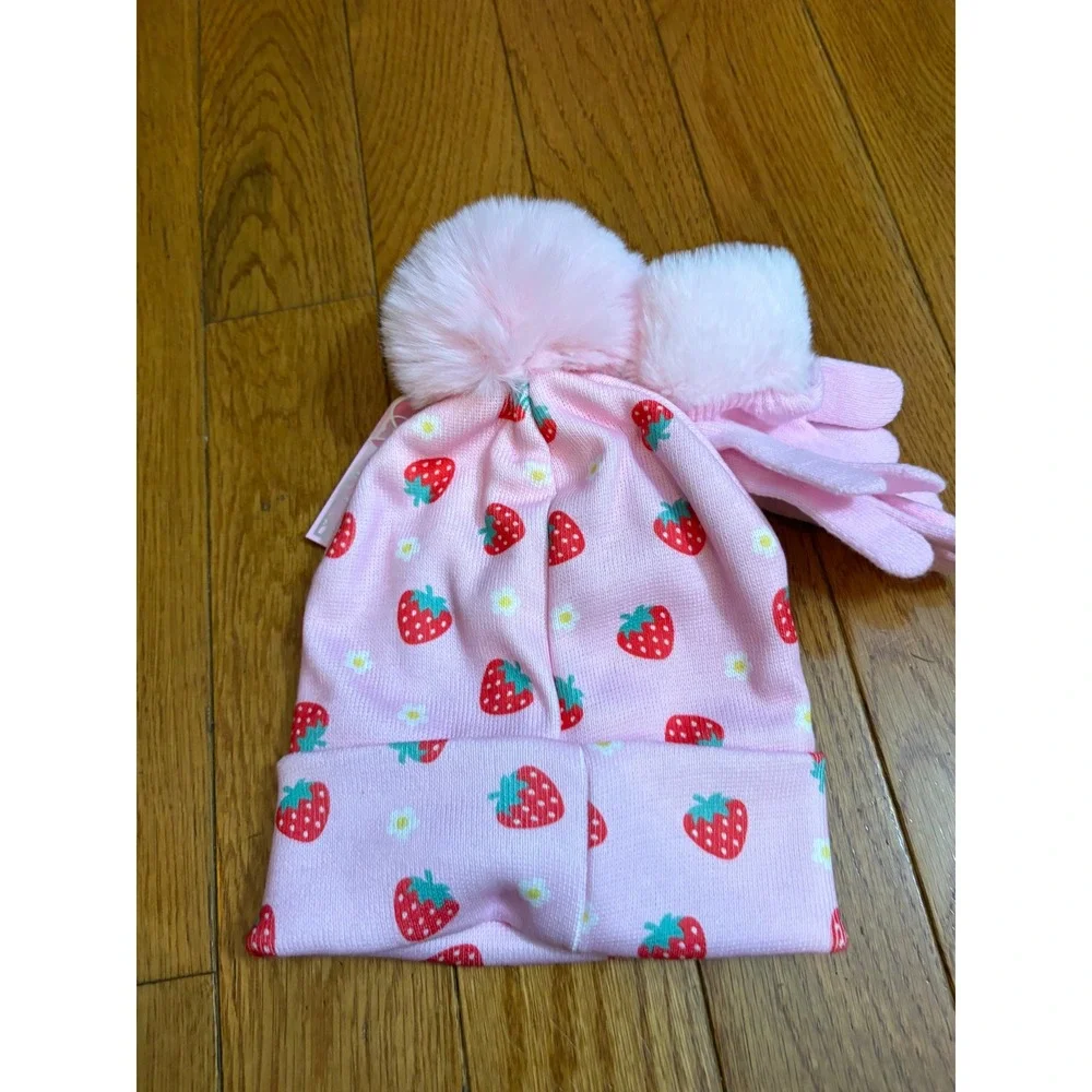 Miss Gwen's OMG Accessories Pink Strawberry Pom Beanie and Gloves Set Kids‎ NWT